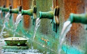 Jungbrunnen Wasser